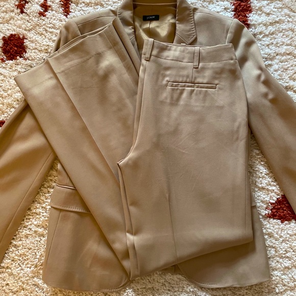 J Crew Women’s Beige Pant Suit Set - Picture 1 of 11